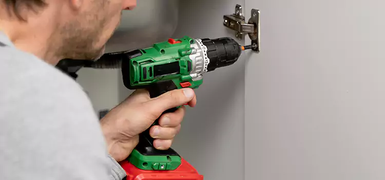 Commercial Door Hinge Repair Chalmette